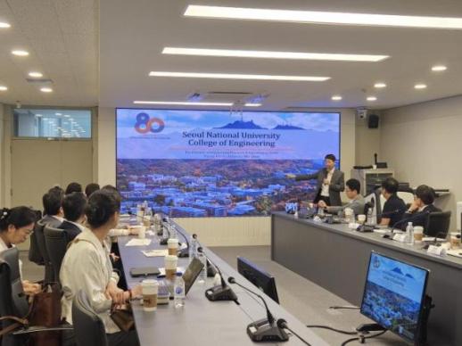 首尔大学与中国工程院探讨深化AI与智能制造合作