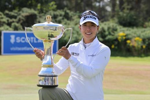 10년 만에 LPGA 우승 신지은, 세계랭킹 36위로 도약