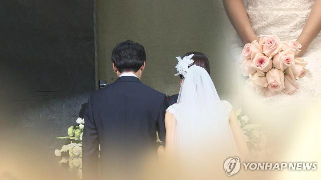 Cứ 10 người trưởng thành thì có 3 người chưa kết hôn
Ảnh do Yonhap TV cung cấp