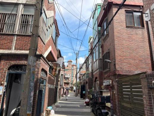 [AJU+MONEY] 빌라 나오면 바로 팔려요…백화점 뒤편, 45층으로 바뀌는 미아동 75 [별별 임장노트]