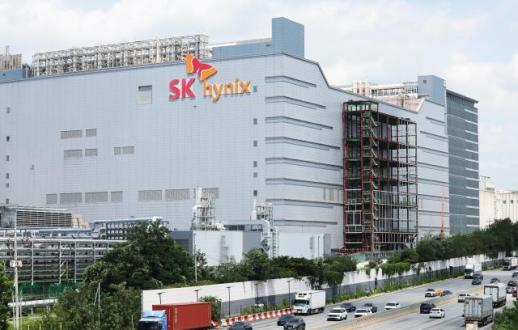 黄金时代提前剧终？SK海力士市值盘中跌破1000万亿韩元