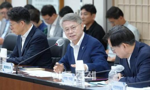 민형배 시장 광주 군공항 부지, 반도체 첨단국가산단 지정 환영 