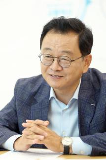 민경선 고양시장, 쇼핑몰을 꽃 체험장으로...화훼 소비·농가 판로 함께 넓힌다