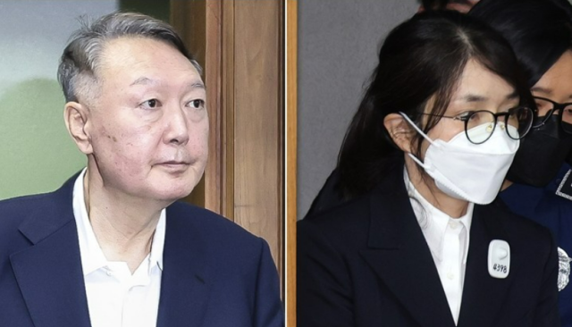 법정 들어서는 윤석열 전 대통령·김건희 여사 사진공동취재단 연합뉴스
