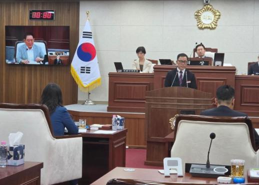 310회 무안군의회 임시회 군정보고 후끈…연일 오후 6시 넘긴 질의 이어져
