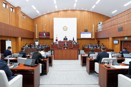 경주시의회, 제299회 임시회 폐회…2조3250억원 규모 추경 확정