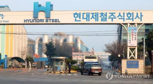 [단독] HMM, 몸바사호 팬스타에 매각 완료…북극항로 시범운항 본격화