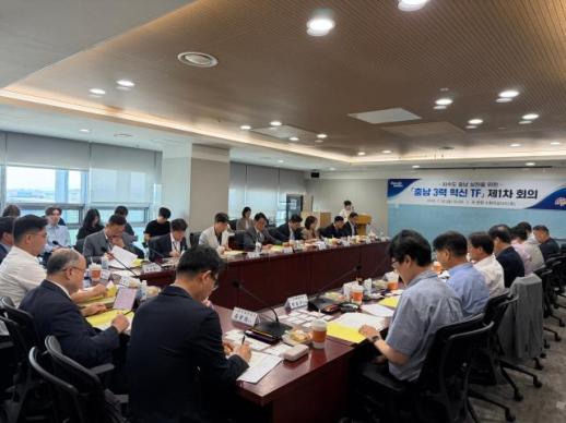 충남도, AI 산업 기반부터 다진다…전력·용수·인재 3력 혁신