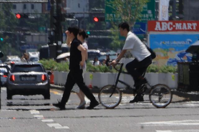 S.Korea swelters as Yangsan hits record 42.5 degrees Celsius