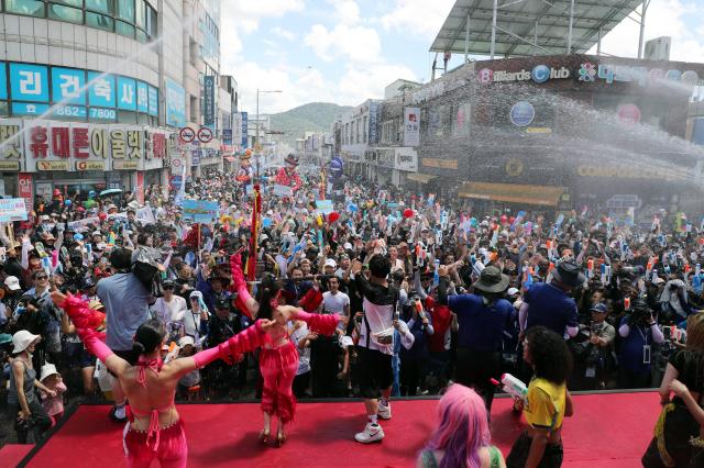 제19회 정남진 장흥 물축제가 9일간의 대장정을 성공적으로 마무리하며 2일 막을 내렸다사진장흥군