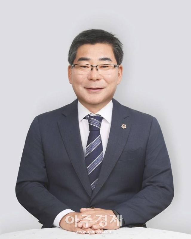 담양군 박종원 군수는 3일 군청에서 첫 정례회를 열고 공직자들과 군정 비전을 공유했다 사진담양군 