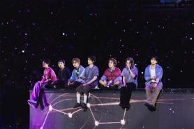 BTS khuấy động New York với Arirang tại MetLife Stadium, 157.000 khán giả phấn khích