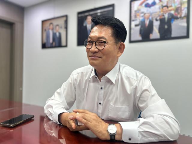 Rep Song Young-gil a candidate for leader of the Democratic Party of Korea speaks during an interview with AJP at the National Assembly Members’ Office Building in Yeouido Seoul on July 31 2026 Courtesy of Song Young-gil 