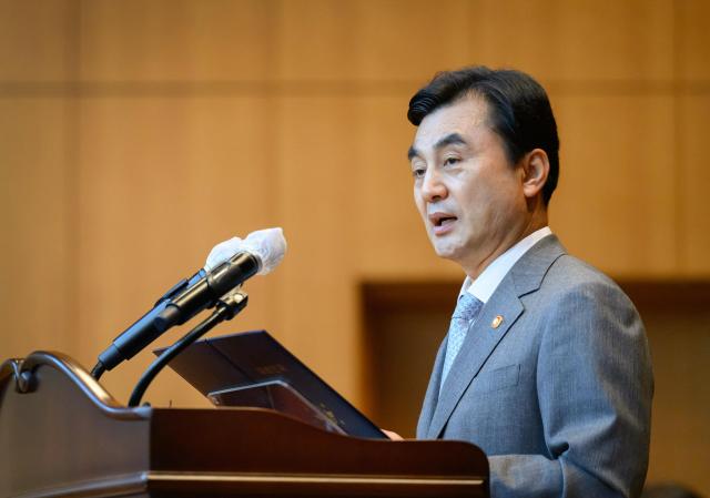 3일 경기 과천 본부에서 열린 국방방첩본부 창설 행사에서 훈시하고 있는 안규백 국방부 장관 사진국방부 제공