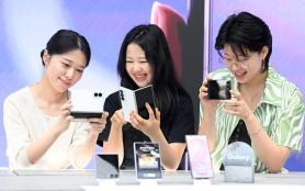 Samsungs Galaxy Z8 shatters 7-year pre-order record