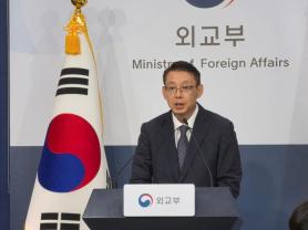 Japan calls South Korea partner, claims Dokdo again