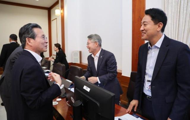 김용범 실장, 오세훈 시장과 오늘 오찬회동...서울시 주택 공급 논의
