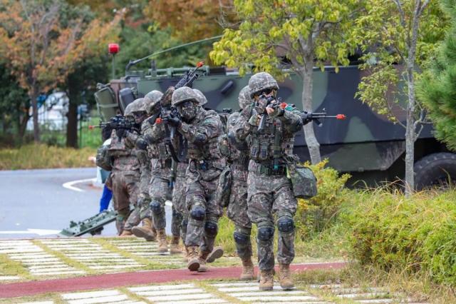 South Korea considers self-reporting program as online gambling debts rise among troops