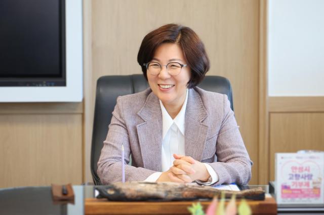 김보라 시장 사진안성시