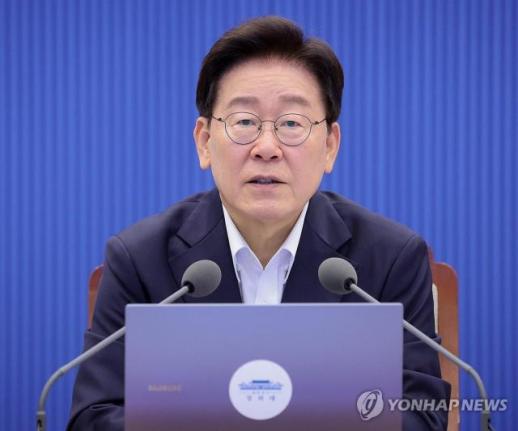 Tổng thống Lee Jae-myung: Chính sách dù xuất phát từ ý định tốt nhưng nếu gây thiệt hại cho người dân thì thà không làm còn hơn