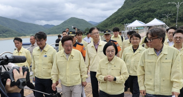 韓총리, 경북 청도 찾아 가뭄·폭염 피해 점검…비상 대체 수원 적극 활용