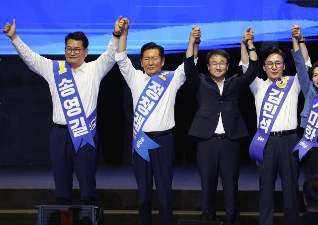 김민석, 강원·경북서 정청래에 신승…부울경·대구 제외 모두 웃었다