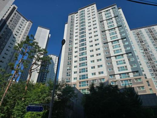 팔자니 안 팔리고, 세놓자니 세금…마포·성동 집주인 진퇴양난