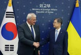 [종합] 이란전 출구 막힌 트럼프…공습 대신 다시 돈줄 죄기
