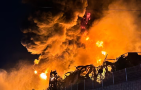 Massive blaze hits hazardous chemical warehouse in Pyeongtaek, no casualities