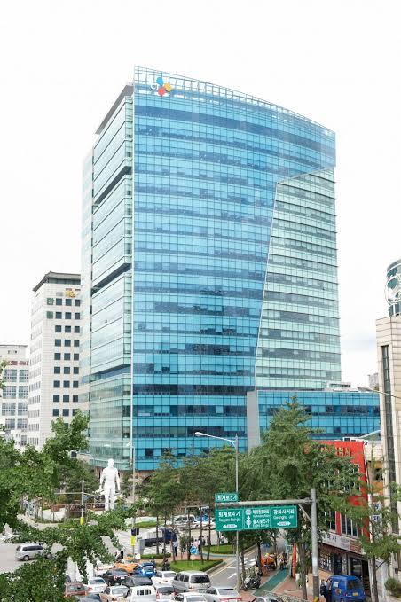CJ CheilJedangs Q2 operating profit slides on costs, weak home market