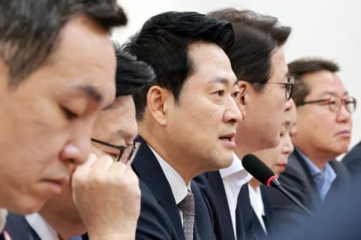 장동혁 與와 안 싸우는 당협위원장 교체 