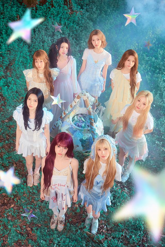 Members of Hearts2Hearts pose for a group photo from a teaser image for the groups first Japanese single ICONIC HEART Courtesy of SM Entertainment