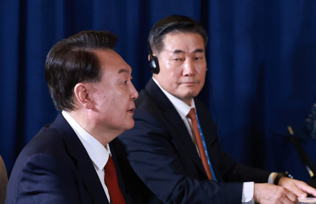 Fiscalía acusa a Yoon y Shin de justificar la ley marcial ante potencias aliadas; solicita juicio conjunto con Kim