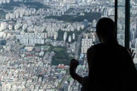Koreas fiscal deficit hits 3-year midyear low