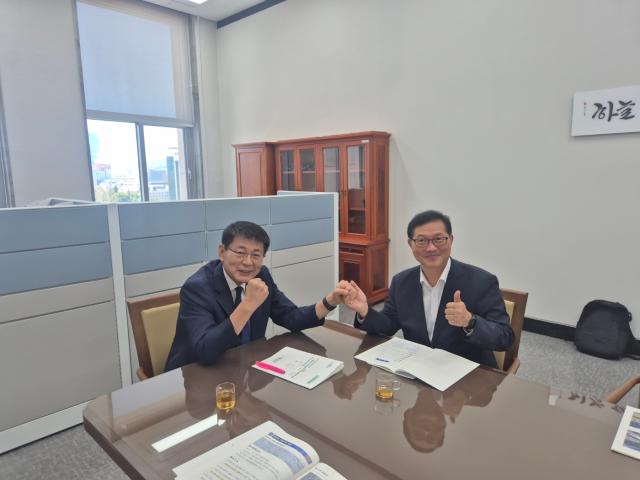 목포시시장 강성휘가 2027년도 국고 확보를 위해 정부와 국회를 잇달아 방문하며 지역 핵심사업의 국비 반영을 위한 총력전에 나섰다사진목포시