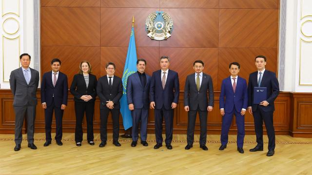 Prime Minister of the Republic of Kazakhstan Olzhas Bektenov held a meeting with NVIDIA Vice President Rev Lebaredian and Firebird co-founders Razmig Hovaghimian, Chief Executive Officer, and Alexander Yesayan. The meeting was attended by Deputy Prime Minister and Minister of Artificial Intelligence and Digital Development Zhaslan Madiyev, Chairman of the Management Board of JSC Kazakhtelecom Bagdat Mussin, and U.S. Ambassador to Kazakhstan Julie Stuff as Kazak government, Firebird, and Nvidia sign $10 billion package on AI on June 15, 2026 (Courtesy of Prime Minister's Office of Kazakhastan)
