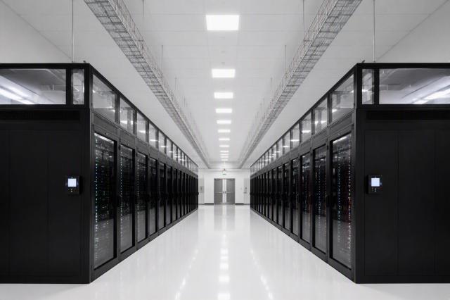 AI DC 서버실 전경 연출 이미지 사진SK에코플랜트