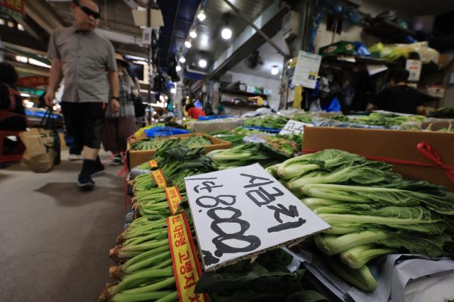 Extreme heat drives up vegetable prices