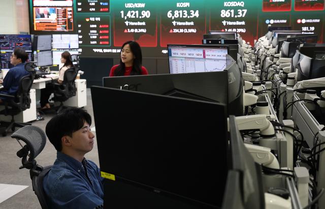 Samsung y SK Hynix avanzan en operaciones previas a la apertura; Kospi busca quinta alza consecutiva