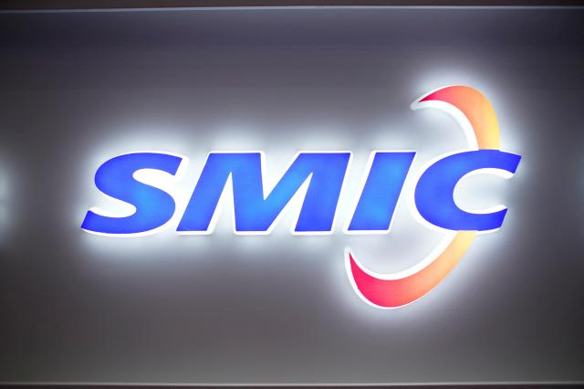 Las dos mayores empresas de fabricación de semiconductores de China duplican ganancias e intensifican expansión de capacidad
