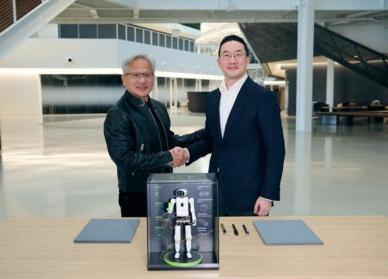 구광모·젠슨 황 AI 동맹 가속…내년 1분기 휴머노이드 로봇 공개