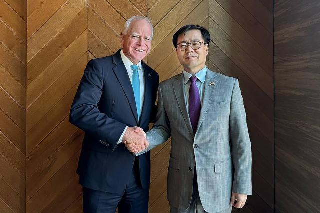 Koreas trade representative sacked, raising speculations