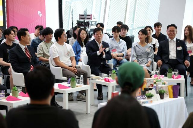 박정주 홍성군수 서울시 청년 홍성’ 정착 팔 걷어사진홍성군