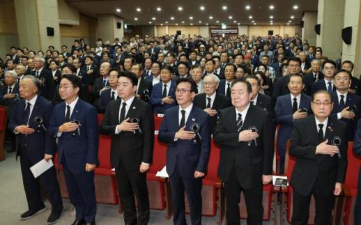 여야, DJ 정신 계승 한 목소리…野 지도부는 추모식 불참