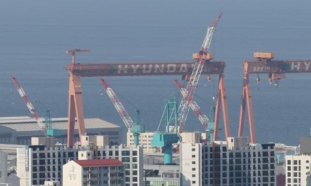 울산시 동구 HD현대중공업 크레인 모습 사진연합뉴스
