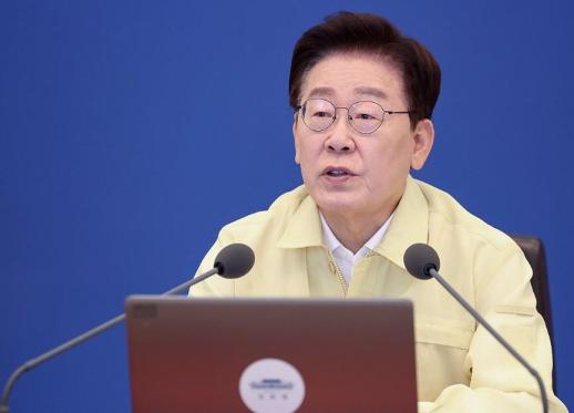 李, 국감 전까지 순차 개각 카드…국정운영 공백 메우고 쇄신 넓힌다