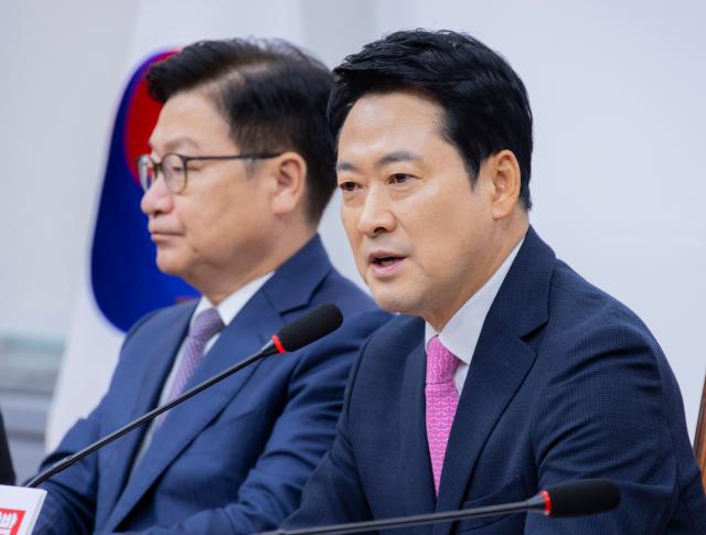 国民の力、与党の調喜大法廷長の辞任圧力に「違憲的な弾劾理由」