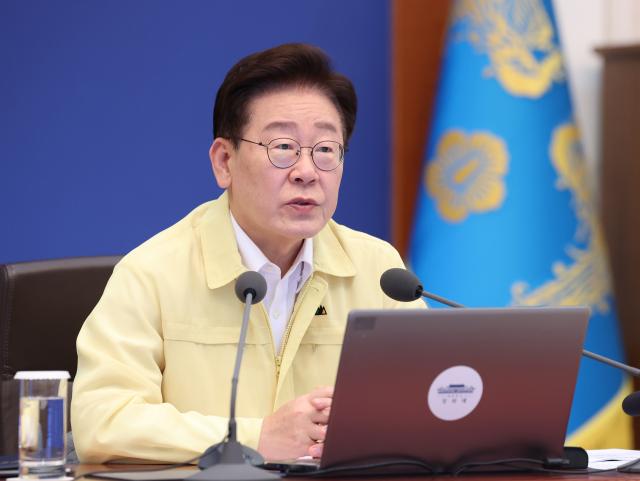 이재명 대통령이 20일 청와대에서 열린 수석보좌관회의에서 발언하고 있다 사진연합뉴스