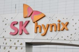 SK hynix turns AI windfall into shares with new bonus deal