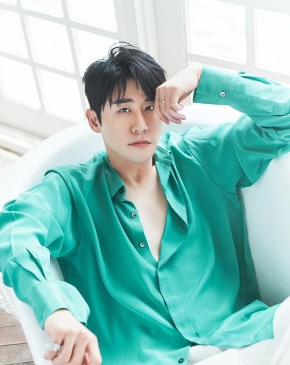 가수 영탁 사진밀라그로